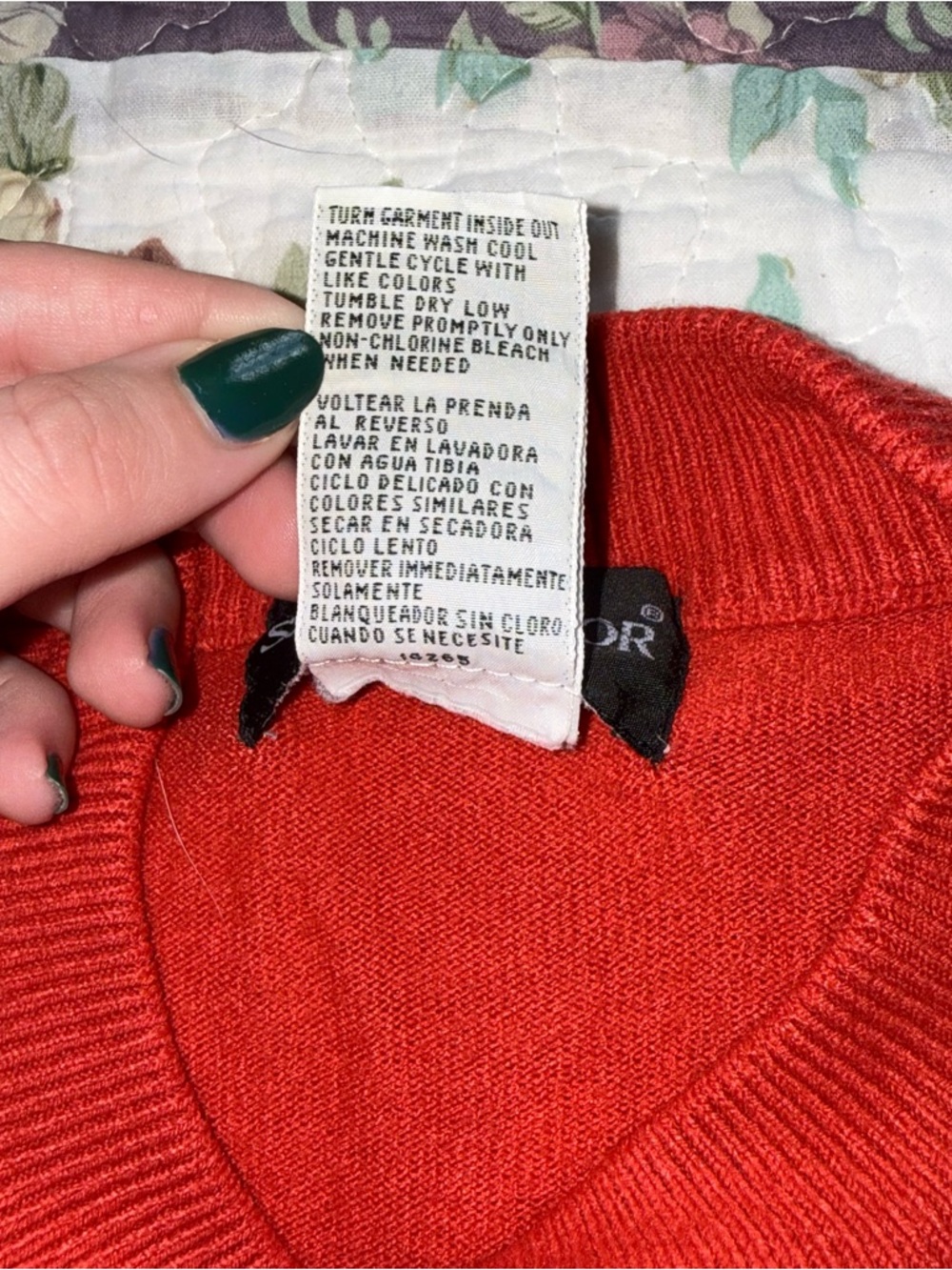 Sag Harbor Red Short-Sleeve Turtleneck Sweater Top - Picture 4 of 4